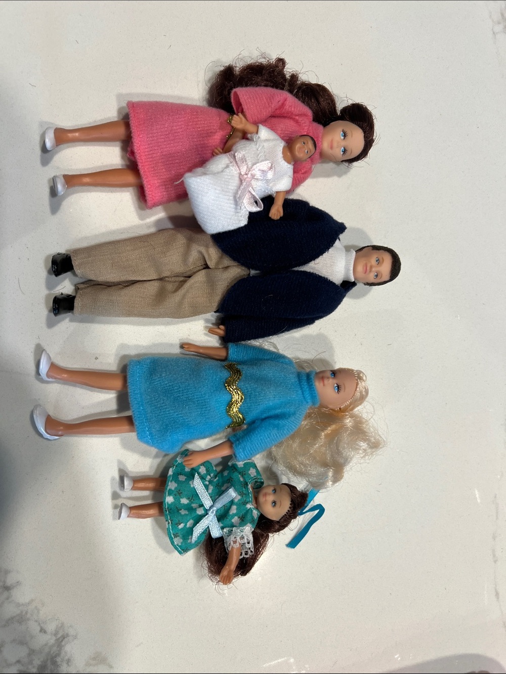 Vintage 1999 Town Square Family